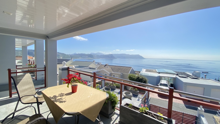 3 Bedroom Property for Sale in Seaforth Western Cape